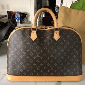 Vintage LV in Perfect Condition